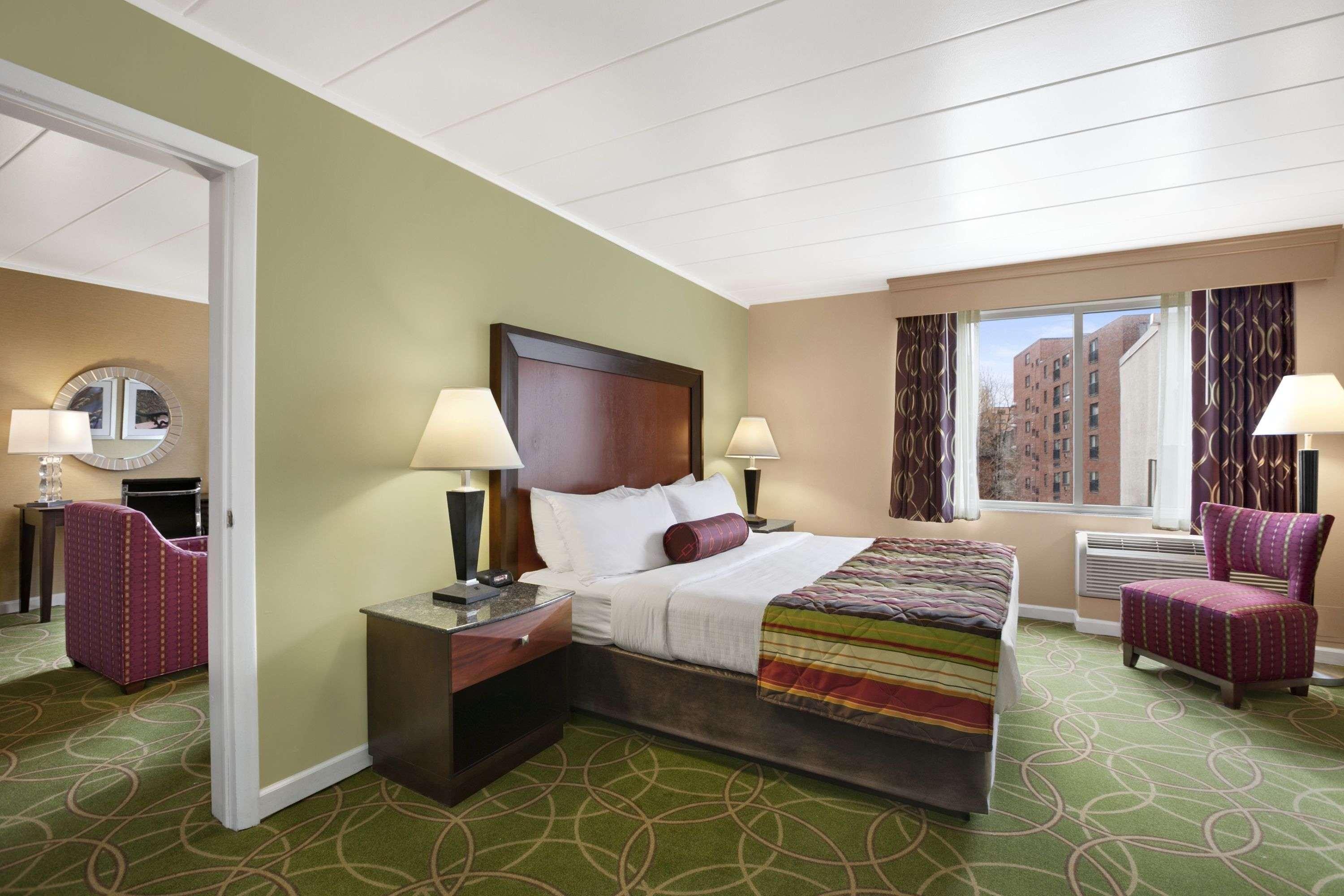 Days Inn By Wyndham Penn State State College Esterno foto