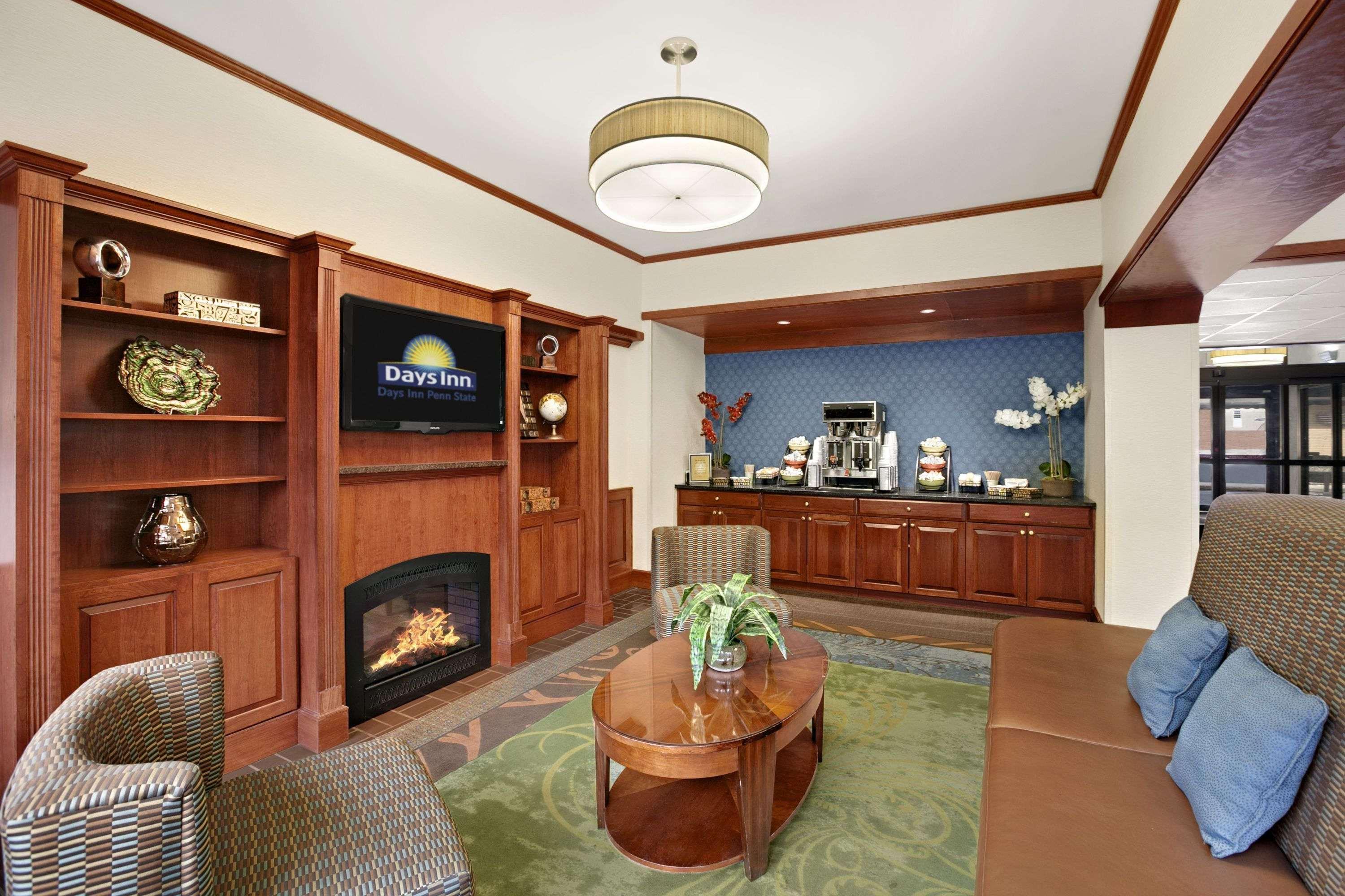 Days Inn By Wyndham Penn State State College Esterno foto