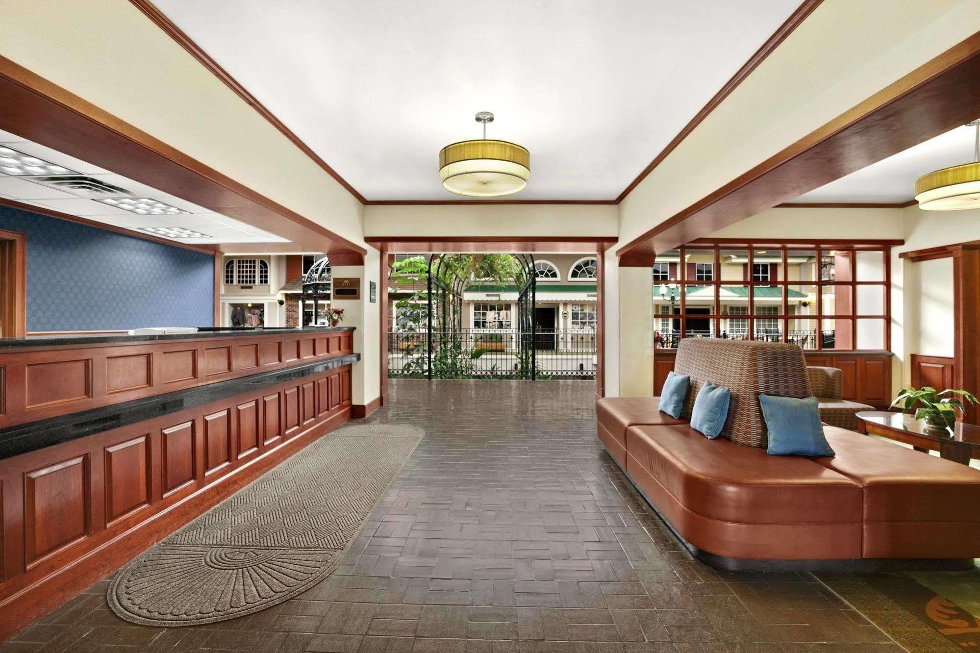 Days Inn By Wyndham Penn State State College Esterno foto